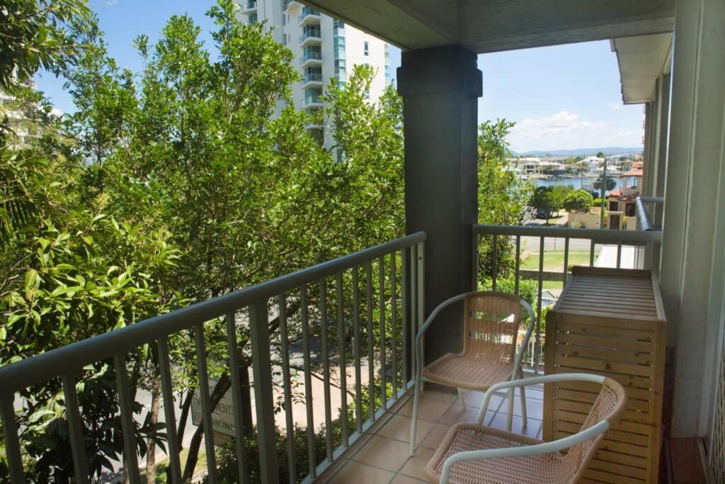 Surfers Paradise Self Contained 1 Bed Unit 골드코스트 외부 사진