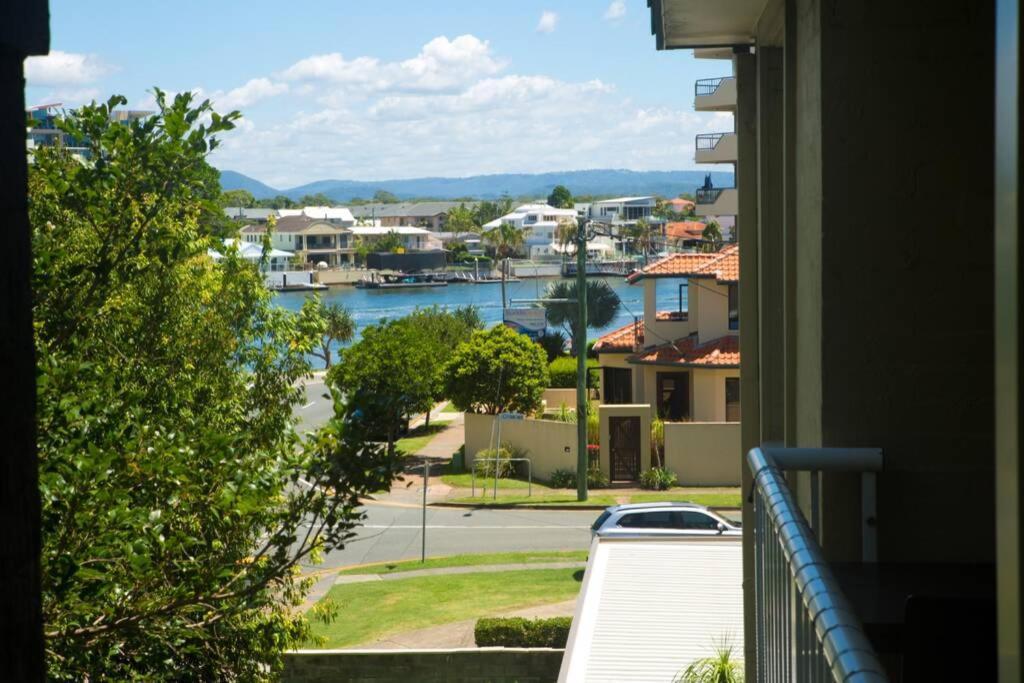 Surfers Paradise Self Contained 1 Bed Unit 골드코스트 외부 사진