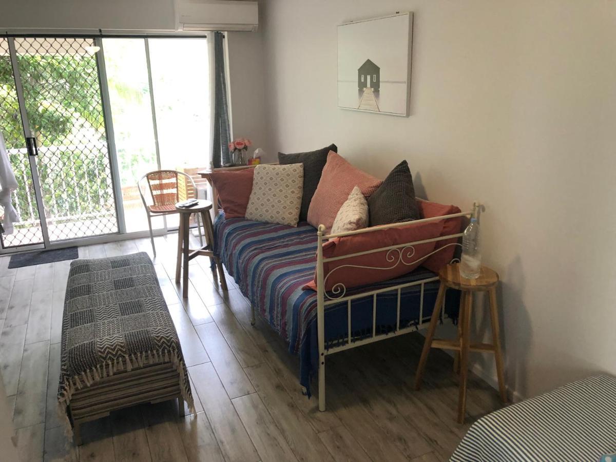 Surfers Paradise Self Contained 1 Bed Unit 골드코스트 외부 사진
